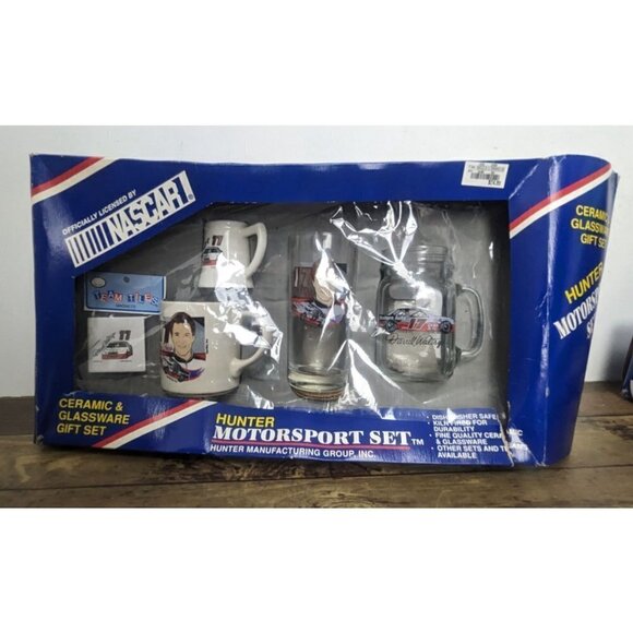 Darrell Waltrip Western Auto #17 Hunter Motorsports Ceramic & Glassware Gift Set - Picture 2 of 6